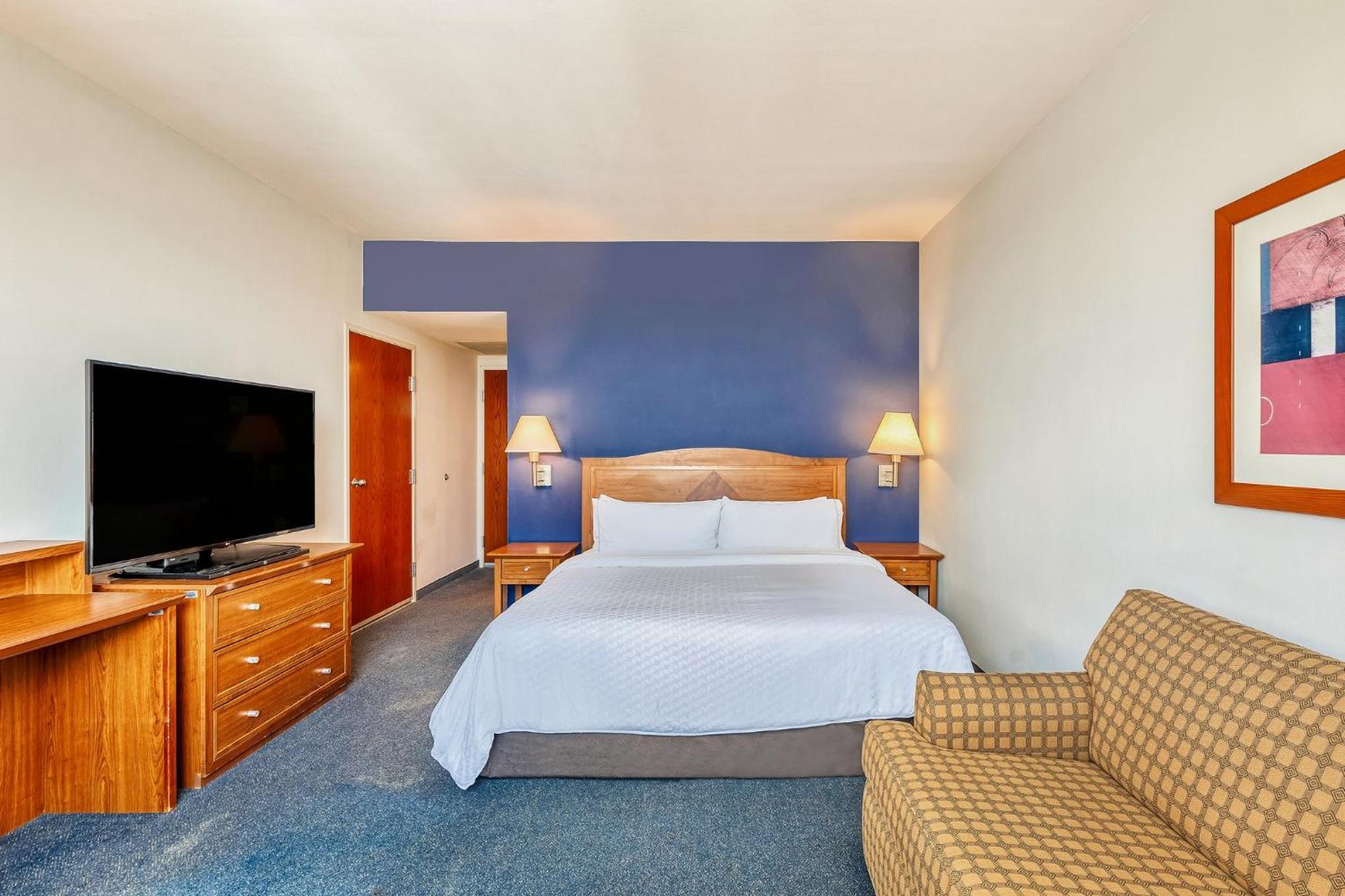 Fiesta Inn Express San Luis Potosi Oriente Екстер'єр фото