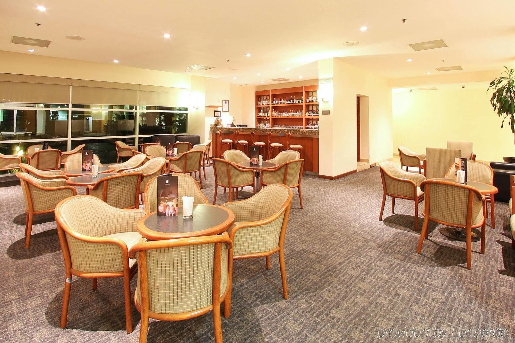 Fiesta Inn Express San Luis Potosi Oriente Екстер'єр фото
