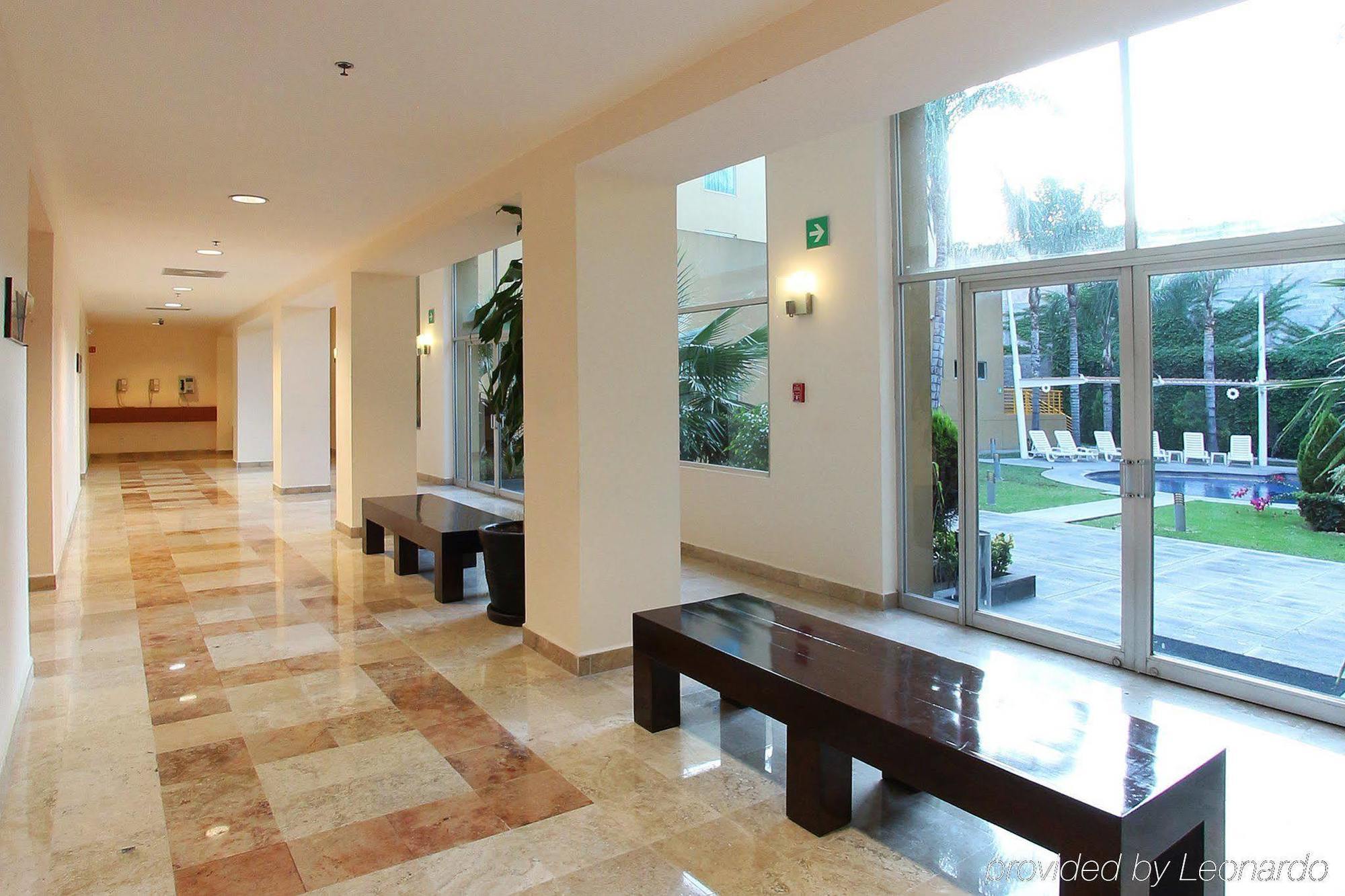 Fiesta Inn Express San Luis Potosi Oriente Екстер'єр фото